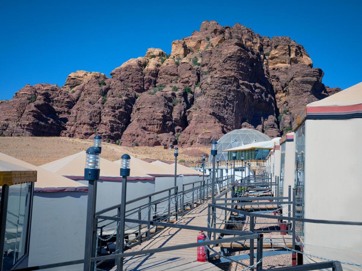 Hotel The Rock Camp Petra Wadi Musa Exterior foto